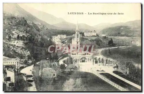 Cartes postales Lourdes La Basilique vue de face