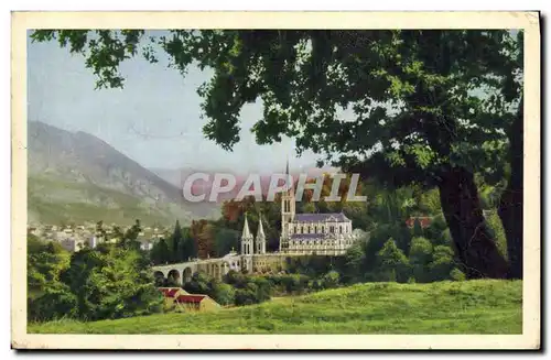 Cartes postales Lourdes La Basilique et le Pic du Jer