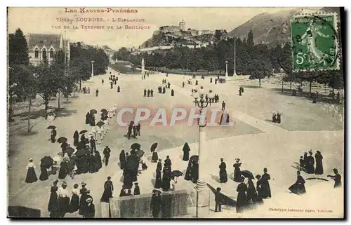 Cartes postales Lourdes L Esplanade Vue de la Terrasse de la Basilique