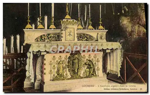 Cartes postales Lourdes L Autel dans la Grotte