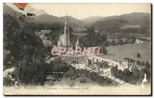 Cartes postales Lourdes La Basilique Vue Plongeante