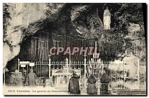 Cartes postales Lourdes La Grotte de Massabielle