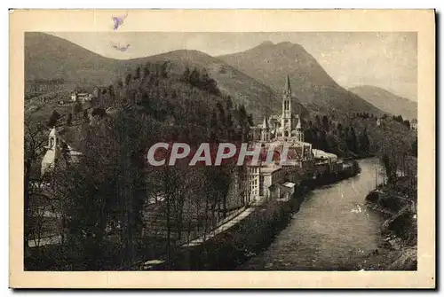 Ansichtskarte AK Lourdes La Basilique et le Monument Interallie