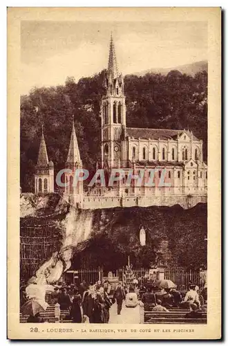 Cartes postales Lourdes La Basilique Vue De Cote Et Les piscines