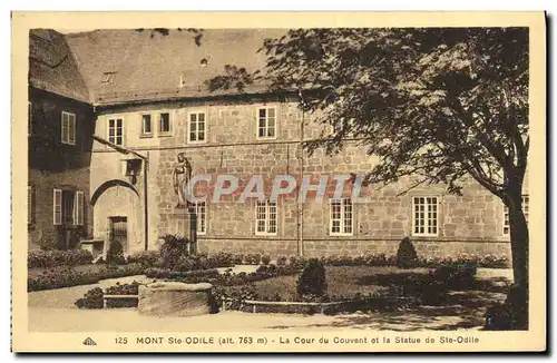 Cartes postales Mont Sainte Odile Cour Du Couvent et la Statue de Ste Odile