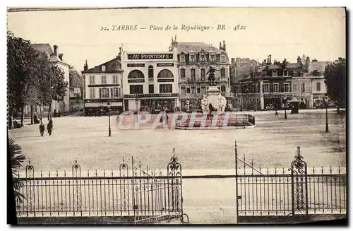 Cartes postales Tarbes Place de la Republique