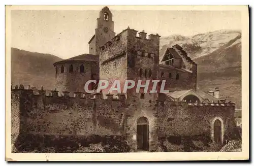Cartes postales Route de Gavarnie Luz Eglise des Templiers
