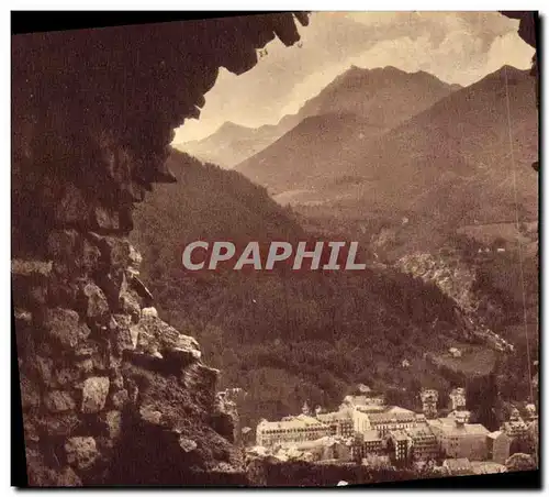 Ansichtskarte AK Cauterets Cauterets vu de l interieur d une des cabines en ruines des Bains Romains