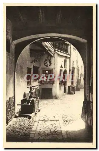 Ansichtskarte AK Musee Alsacien L Entree de la Cour Strasbourg