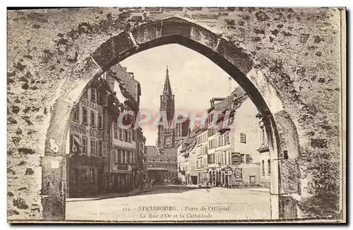 Cartes postales Strassburg Porte de l Hopital La rue d or et la cathedrale