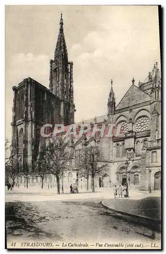 Ansichtskarte AK Strasbourg La Cathedrale Vue d Ensemble