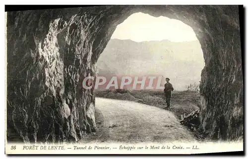 Ansichtskarte AK Foret de Lente Tunnel de Pionnier Echappee sur le Mont de la Croix