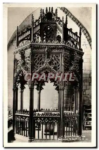 Cartes postales Saint Pol de Leon La Basilique le baptistere