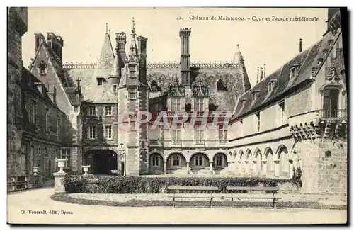 Ansichtskarte AK Maintenon Chateau Cour et Facade Meridionale