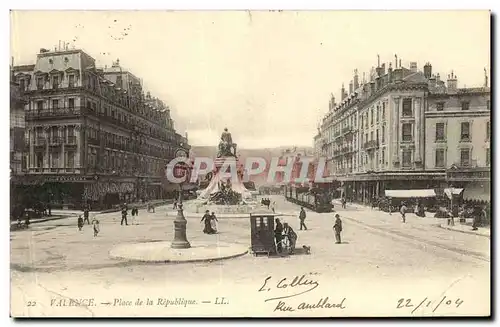 Cartes postales Valence Place de la Republique Train
