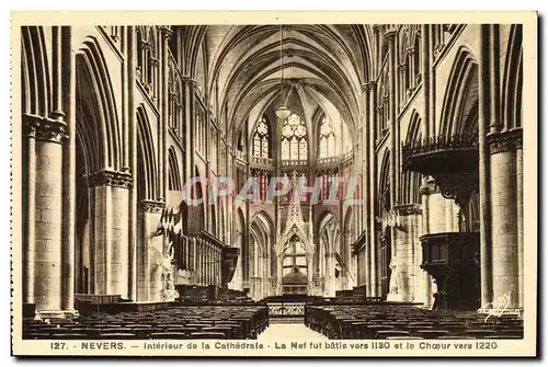 Cartes postales Nevers Interieur de la Cathedrale La nef