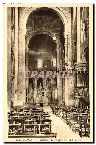 Ansichtskarte AK Nevers Interieur de L Eglise Saint Etienne