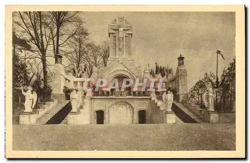 Ansichtskarte AK La Basilique de Lisieux Le Chemin de Croix 14eme Station et Calvaire monumental