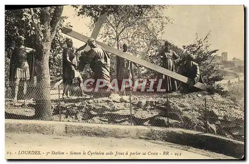 Ansichtskarte AK Lourdes Station Simon le Cyreneen aide Jesus a Parter sa Croix