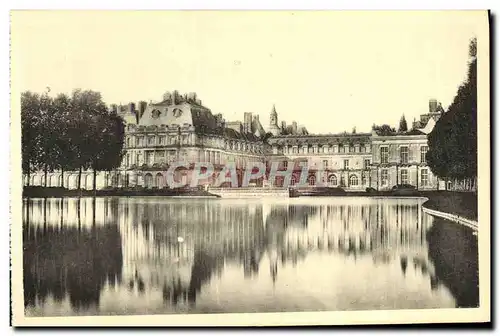 Ansichtskarte AK Chateau de Fontainebleau Ensemble Sur La Piece D Eau