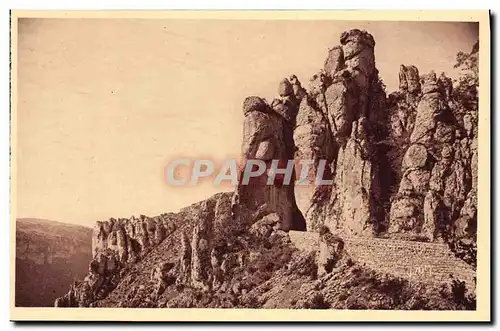 Cartes postales Gorges du Tarn De Meyrueis a Sainte Enimie Le Tunnel de Bouillere