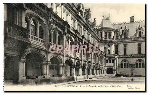 Cartes postales Pierrefonds Colonnade de la Cour d Honneur