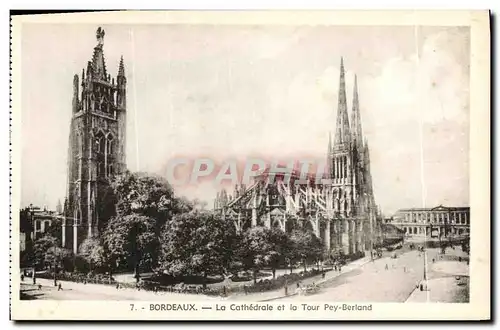 Cartes postales Bordeaux La Cathedrale et la Tour Pey Berland