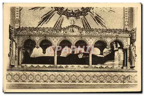 Cartes postales Paray le Monial Monastere de la Visitation Chasse renfermant les reliques de Ste Marguerite Mari