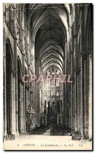 Cartes postales Amiens La Cathedrale La Nef