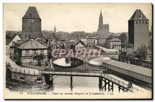 Ansichtskarte AK Strasbourg Tours des Anciens Remparts et la Cathedrale