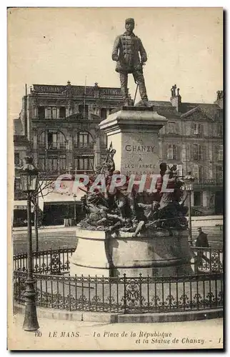 Cartes postales Le Mans La Place de la Republique et la statue de Chanzy Militaria