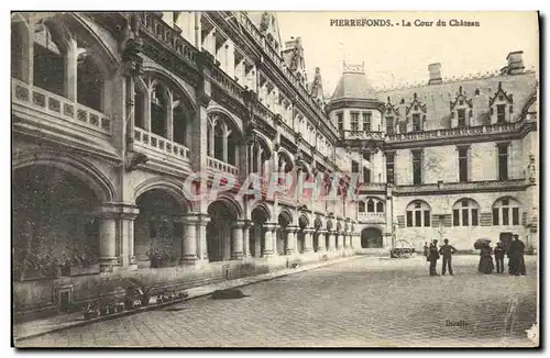 Ansichtskarte AK Pierrefonds La Cour du Chateau