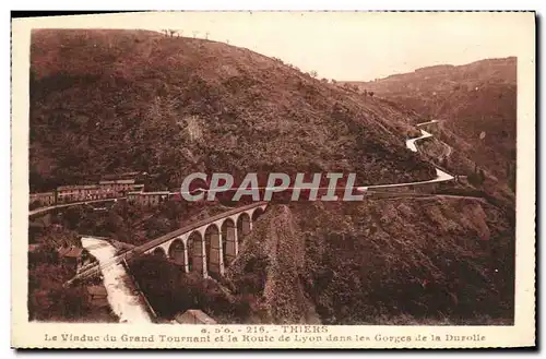 Ansichtskarte AK Thiers Le Viaduc du Grand Tourant et la Route Lyon dans les Gorges de la Durolle