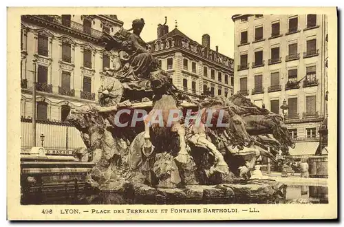 Ansichtskarte AK Lyon Place des Terreaux et Fontaine Bartholdi