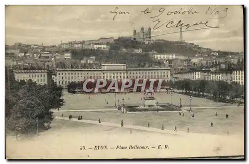 Cartes postales Lyon Place Bellecour