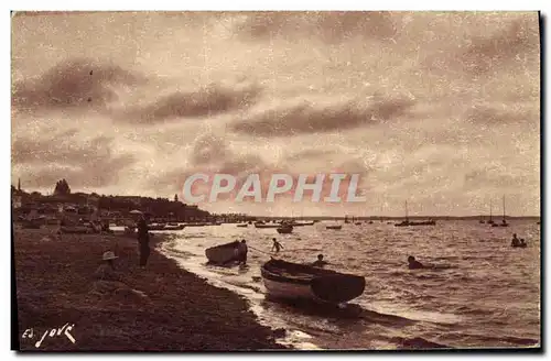 Cartes postales Arcachon Effet de Contre Jour sur le Bassin Bateau