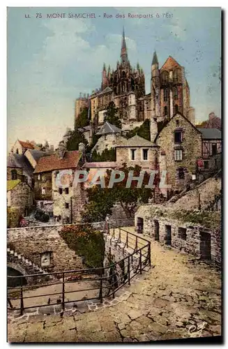 Cartes postales La Mont Saint Michel Rue des Remparts a l Est