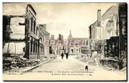 Cartes postales Albert Un quartier apres le bombardement Militaria