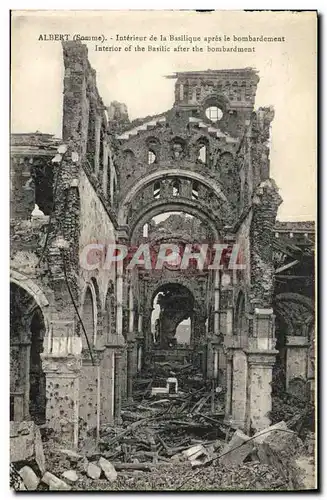 Cartes postales Albert Interieur de la Basilique apres le bombardement Militaria