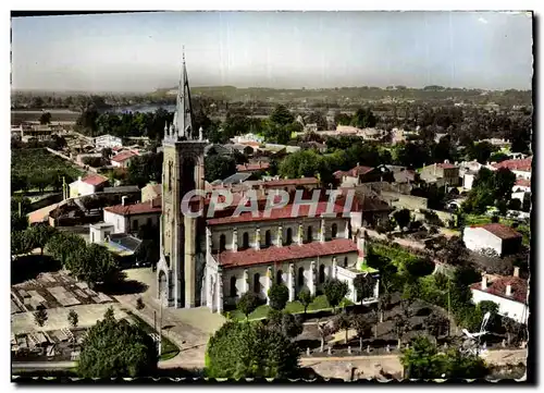 Cartes postales moderne En Avion Au Dessus De Portets L Eglise