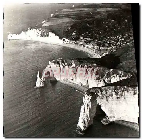 Cartes postales moderne Etretat Vue aerienne des 3 Portes