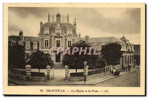 Ansichtskarte AK Deauville La Mairie et la Poste