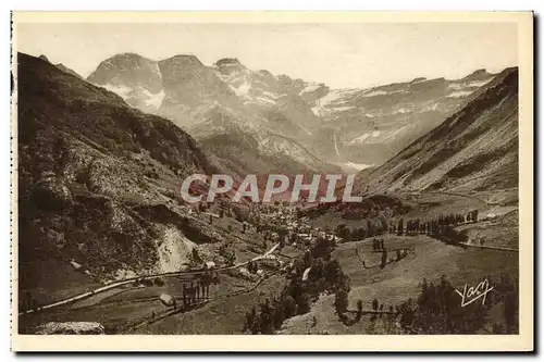 Cartes postales Gavarnie Le Village et le Cirque