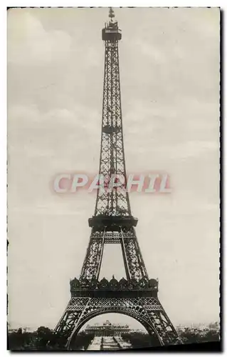 Cartes postales Paris La Tour Eiffel La Seine et le Champ de Mars