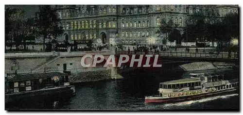 Cartes postales Paris Hotel de ville la nuit Peniche Bateau