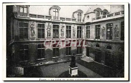 Cartes postales Paris La Cour du Musee Carnavalet