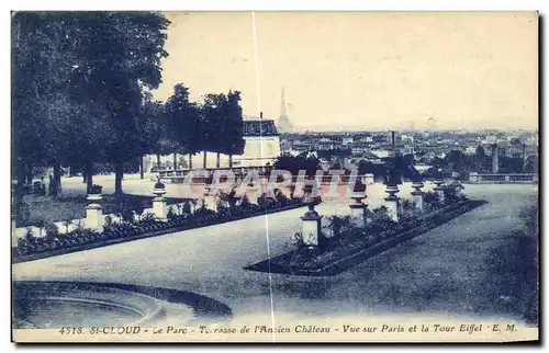 Cartes postales St Cloud Le Parc Terrasse de L Ancien Chateau Vue sur Paris et la Tour Eiffel