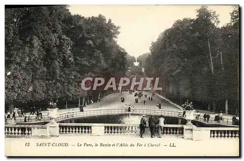 Cartes postales Saint Cloud Le Parc le Bassin et l Allee du Fer a Cheval