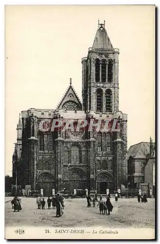 Cartes postales St Denis La Cathedrale