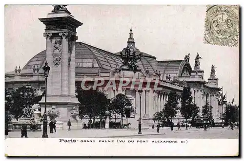 Cartes postales Paris Grand Palais Vu du pont Alexandre III